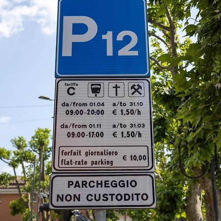 Lapiccolina Apartment Desenzano del Garda Exterior foto