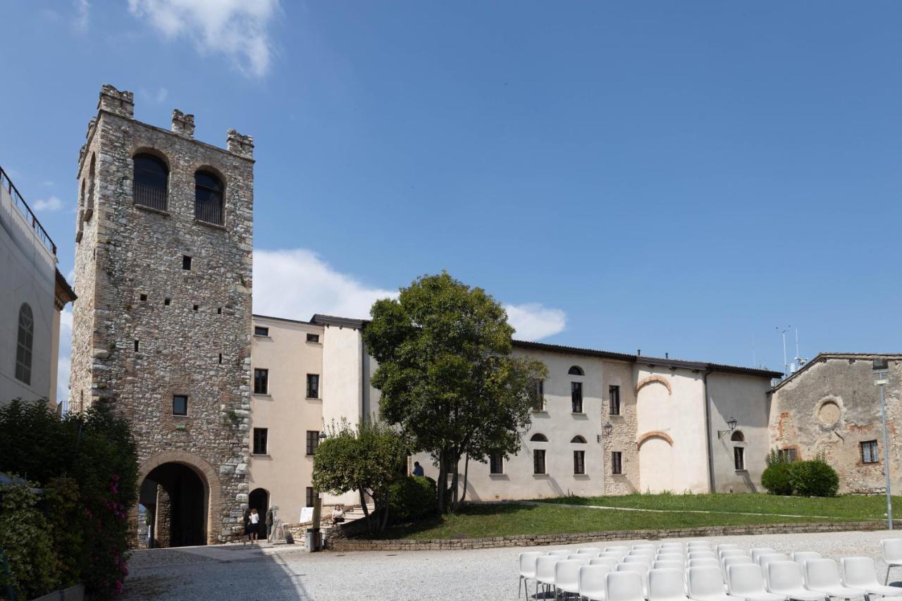 Lapiccolina Apartment Desenzano del Garda Exterior foto